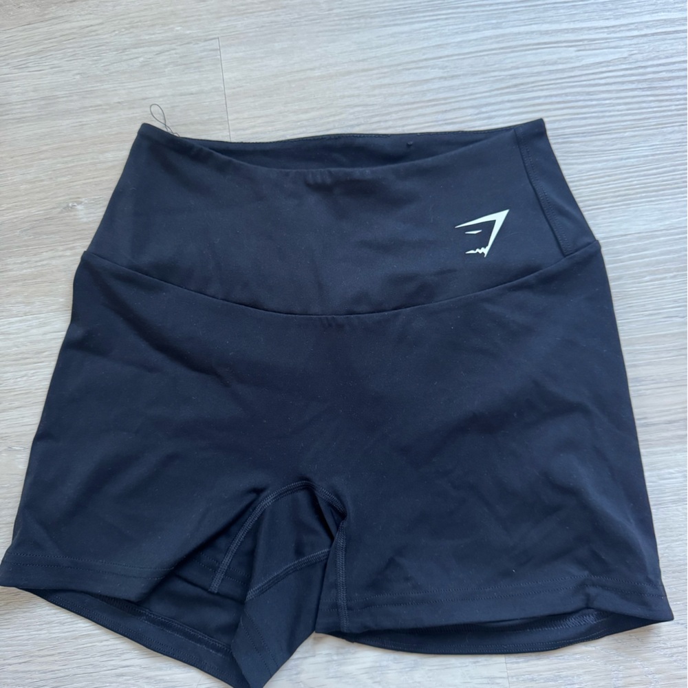 Gymshark Black High-Waist Bike Shorts with Logo
